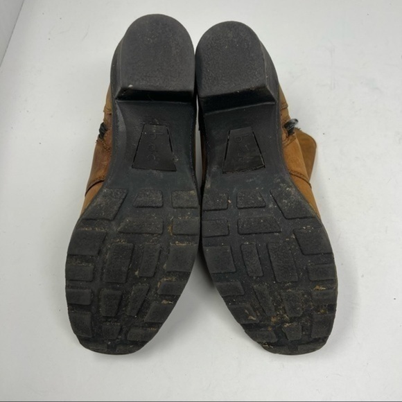 Born BOC boots Leather buckle ankle heel booties size  8 - Picture 7 of 8